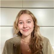 Mathe-Nachhilfe online und vor Ort mit Laura